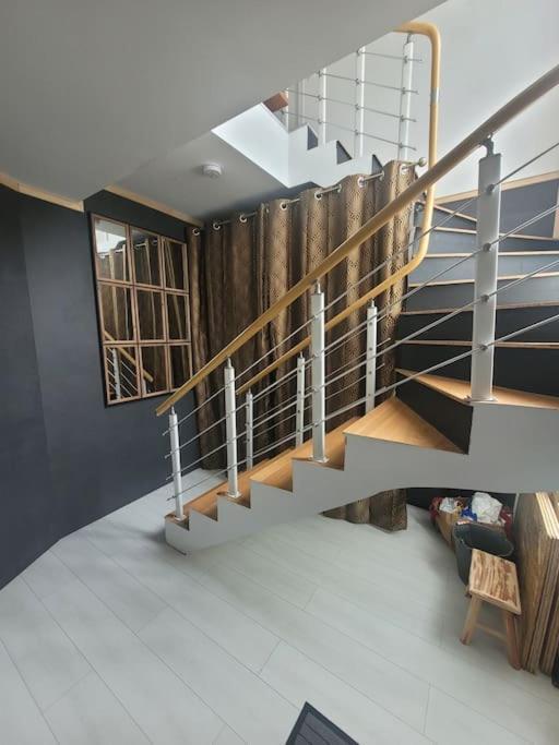 Frida'S House Apartment Bievres ภายนอก รูปภาพ